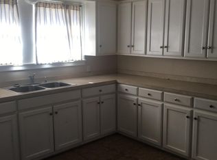 879 N Lydia St, Stephenville, TX 76401