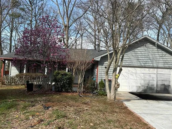 1302 Buttercup Ct, Lawrenceville, GA 30044