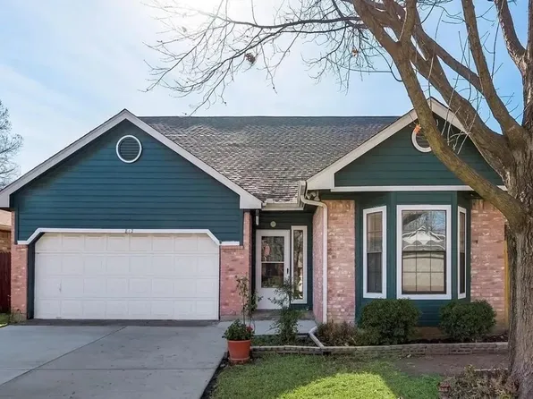 812 Melville Dr, Arlington, TX 76015