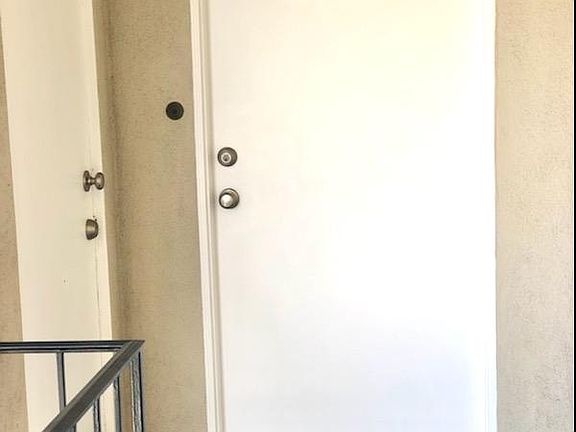 5th image of 3715 Birch St #3715