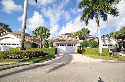 Home For Sale In Broken Sound