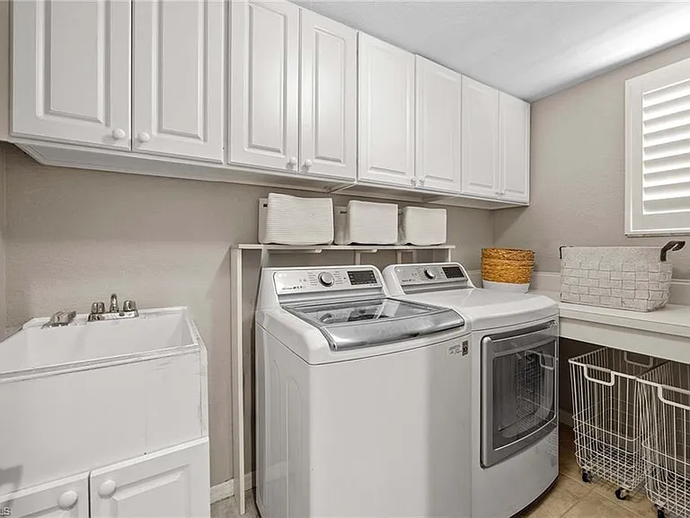 12885 Brynwood Way — Photo 31