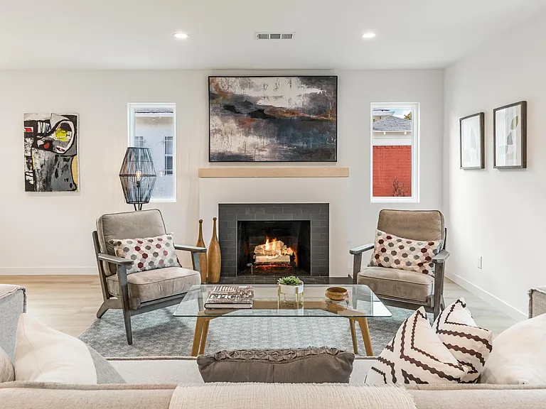 3840 Somerset Dr — Photo 2