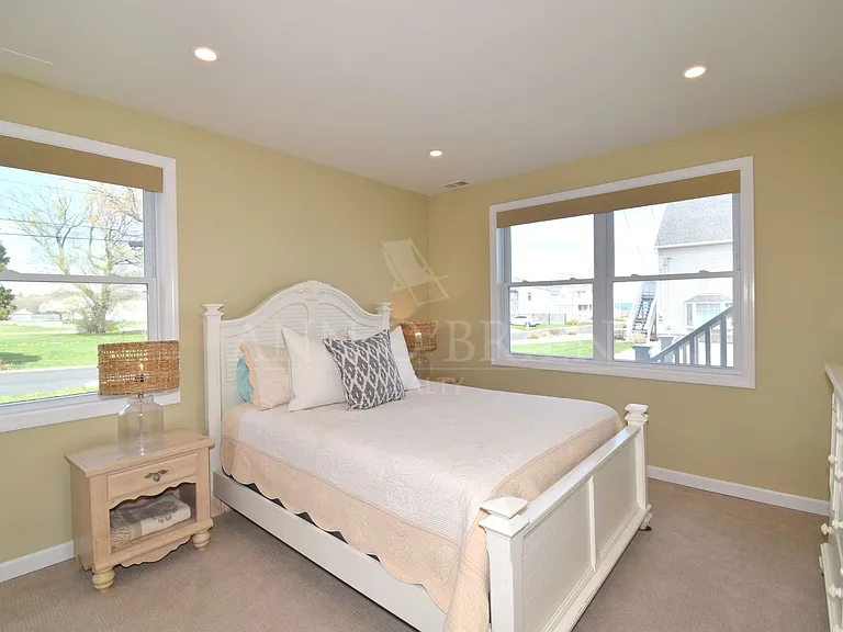 20 Walcott Ave — Photo 19