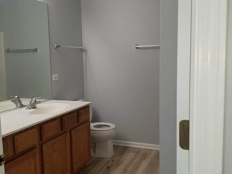 570 Conservatory Ln — Photo 29