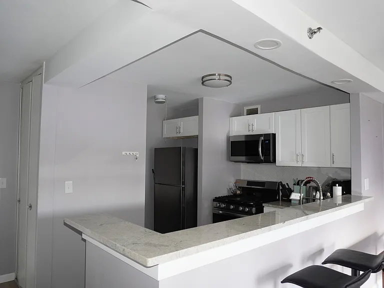 620 Peachtree St NE #507 — Photo 11