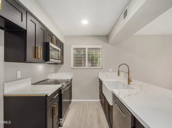 1617 W VILLAGE Way, Tempe, AZ 85282