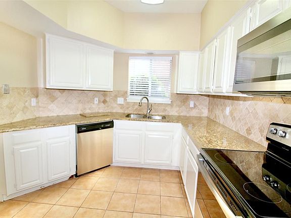 5th image of 5916 Woodway Place Ct