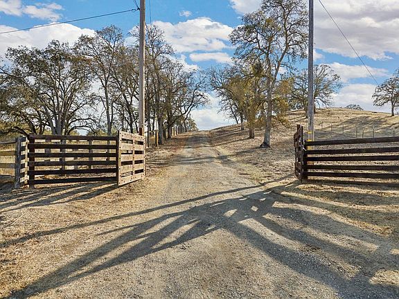 4th image of 178 Carmel Rd