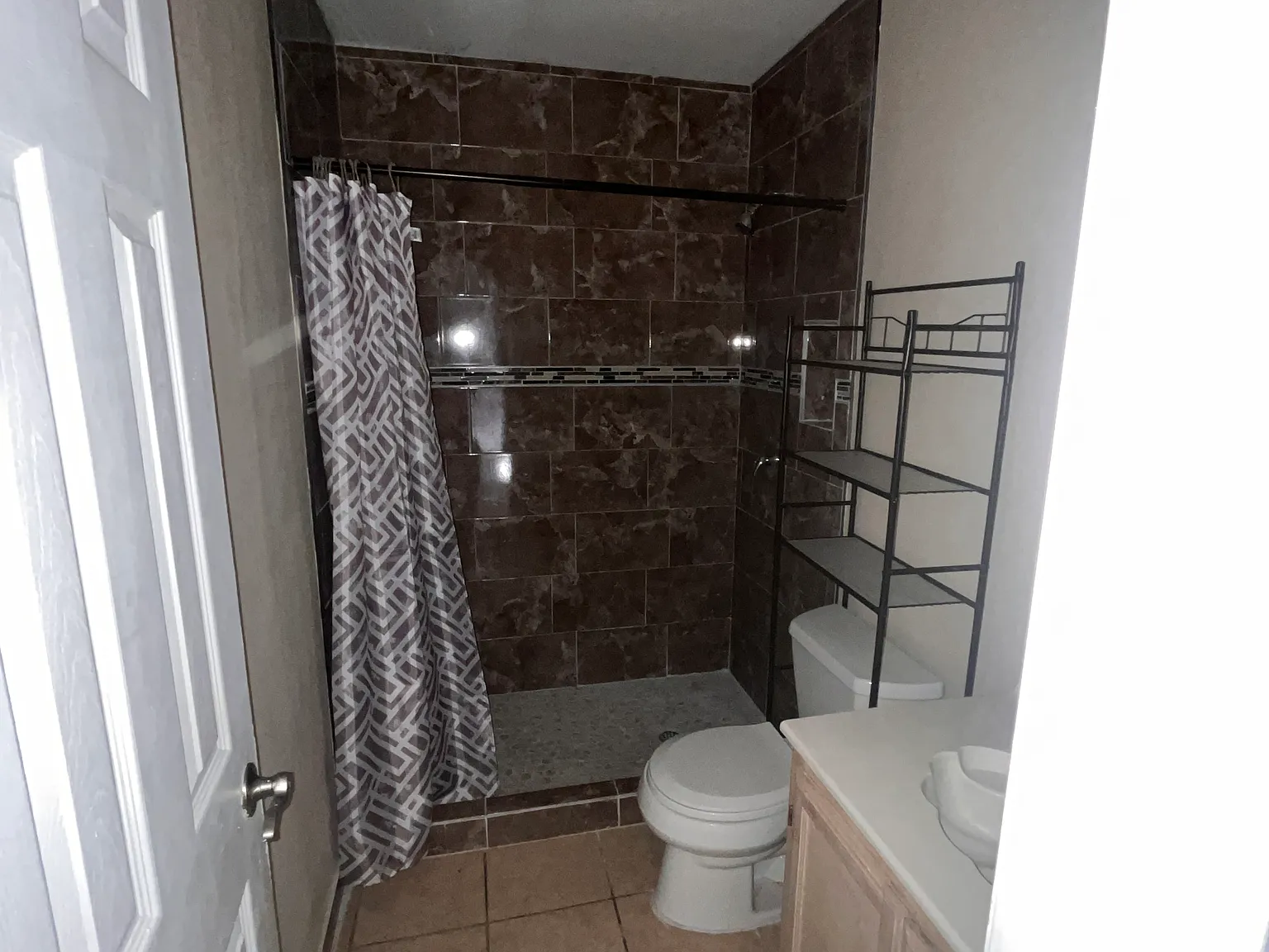 4 bed, 1476 sqft, $1,450 — Photo 1