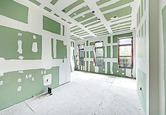 4th image of 18 W 127th St APT 4