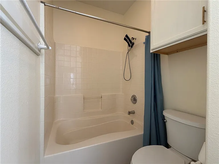14901 Windward Dr — Photo 26