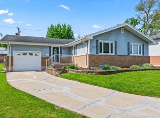 216 Leonard St, Chicago Heights, IL 60411