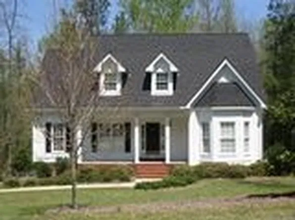 225 Felton Cir, Athens, GA 30605