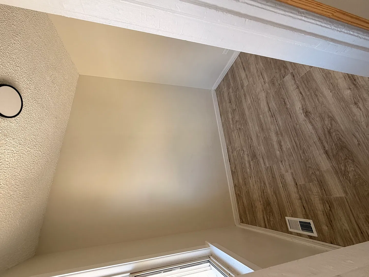 2 bed, 750 sqft, $1,300 — Photo 4