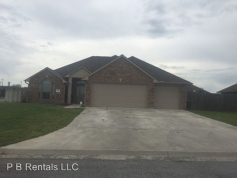 3rd image of 1109 Brandi Dr