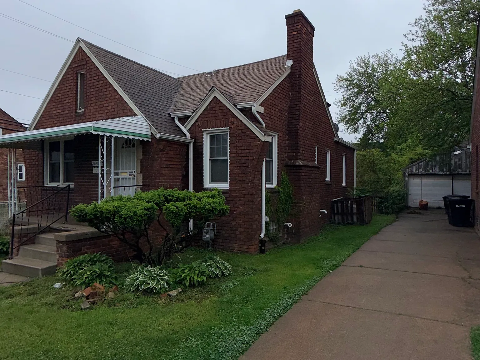 2 bed, 1084 sqft, $1,280 — Photo 1