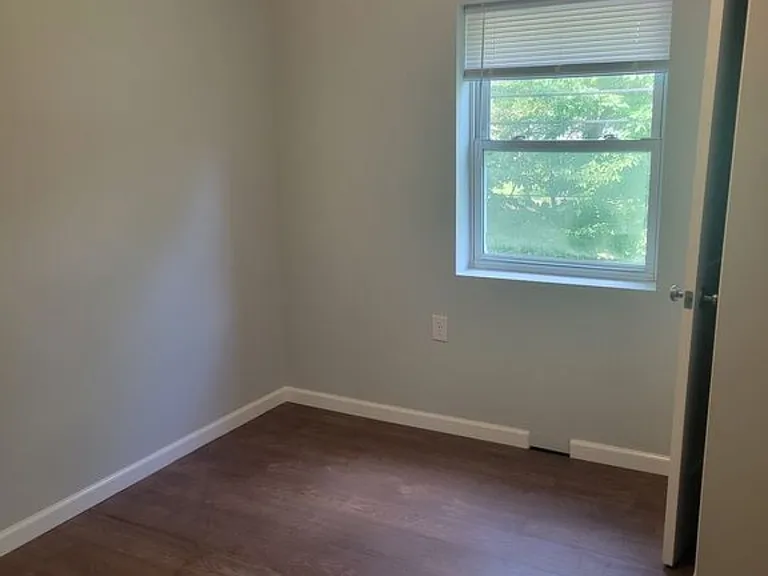 923 S Rogers St #4 — Photo 7