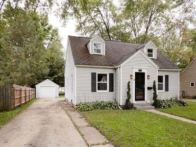 2140 Royce Ave, Kalamazoo, MI, 49001