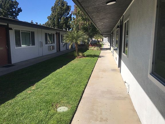 4th image of 945 Pine Ave #965-8