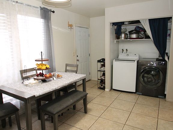 5th image of 5949 S Sultan Cir