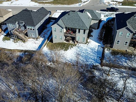 5th image of 1500 SW Cross Creek Dr