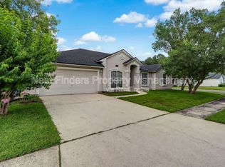 9703 Cedar Ridge Dr W, Jacksonville, FL 32221