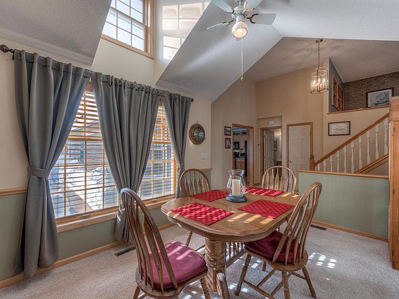 4th image of 1606 Wexford Way