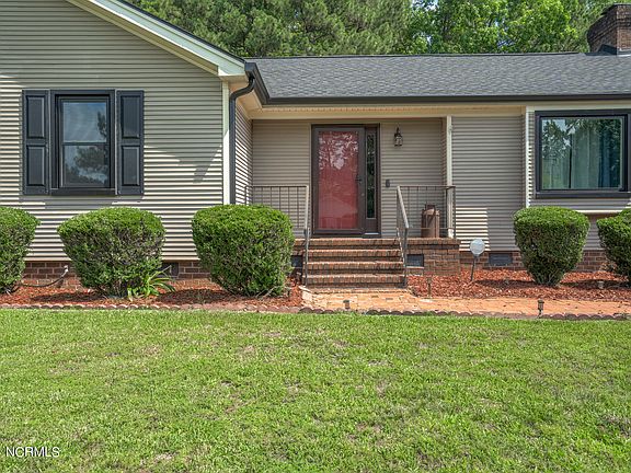 3rd image of 1416 Rock Creek Drive