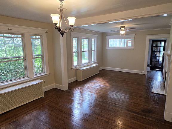 3rd image of 21 Coniston Ave #1