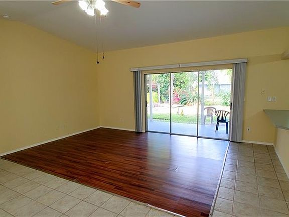 5th image of 125 SE 27th Ter