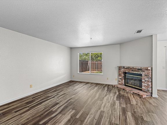 5th image of 248 Arboles Way #D