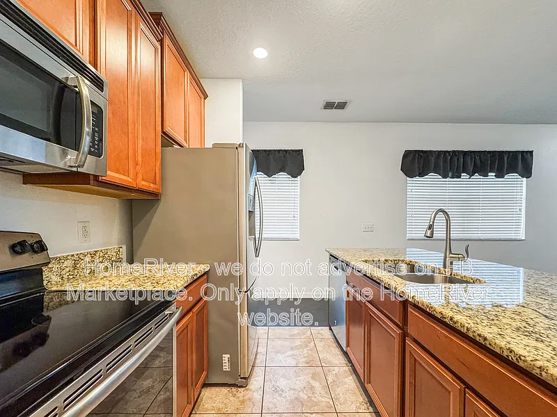 4208 Fennwood Ct