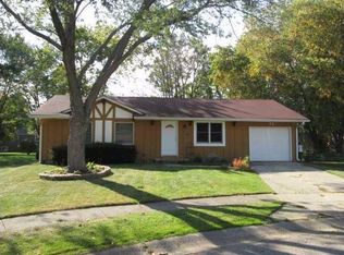 1102 Hollowood Ct, Indianapolis, IN 46234