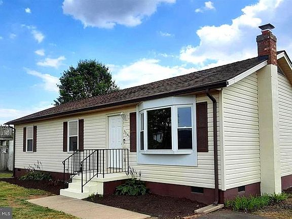 2nd image of 6643 Brookside Ct