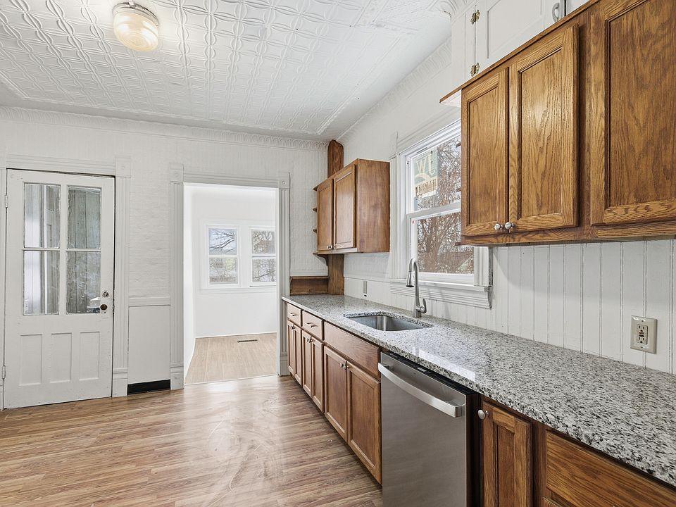 1st image of 344-46 Bryant Ave #1