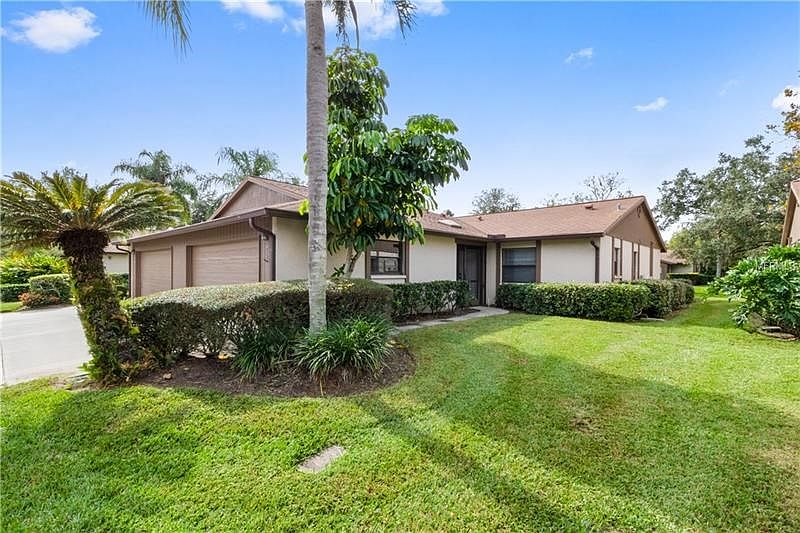 1st image of 622 Oak Hill Cir #17