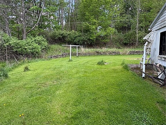 3rd image of 1524 Thurber Rd