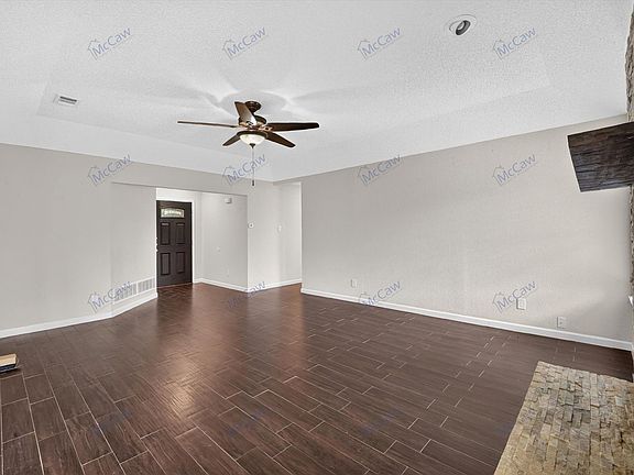 2nd image of 2607 Parkview Dr