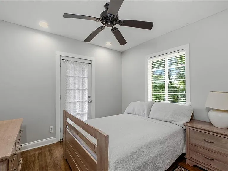 1401 Briarwood Rd NE — Photo 18