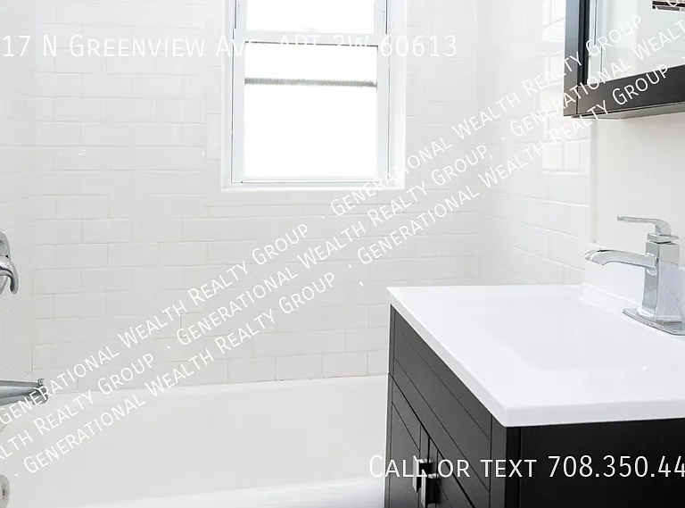 3817 N Greenview Ave #3W-60613 — Photo 6