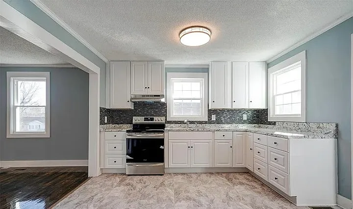 2 bed, 1310 sqft, $1,850 — Photo 4
