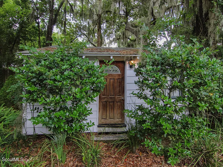 1207 Pine Ave — Photo 32