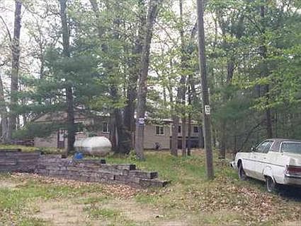 1st image of 2463 W Lake Shore Dr