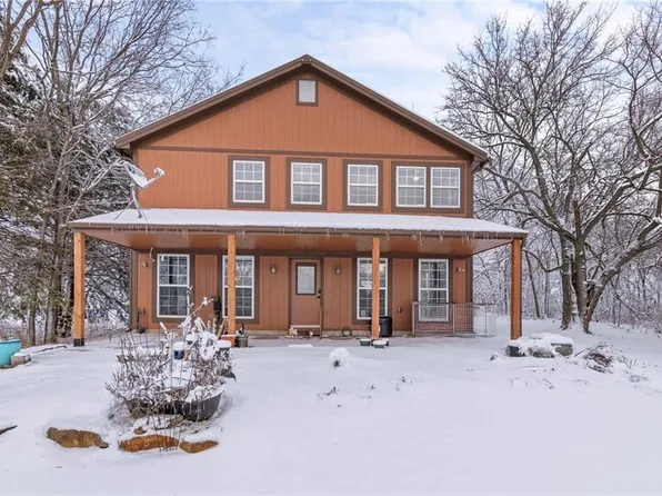 3477 Barr Ln, Mc Louth, KS 66054
