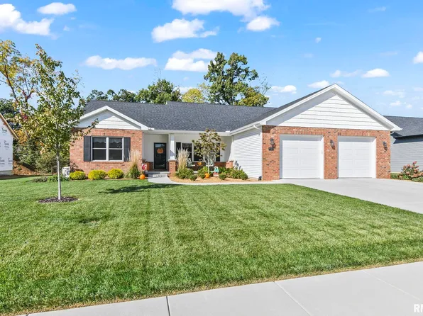 911 Pheasant Run, Sherman, IL 62684