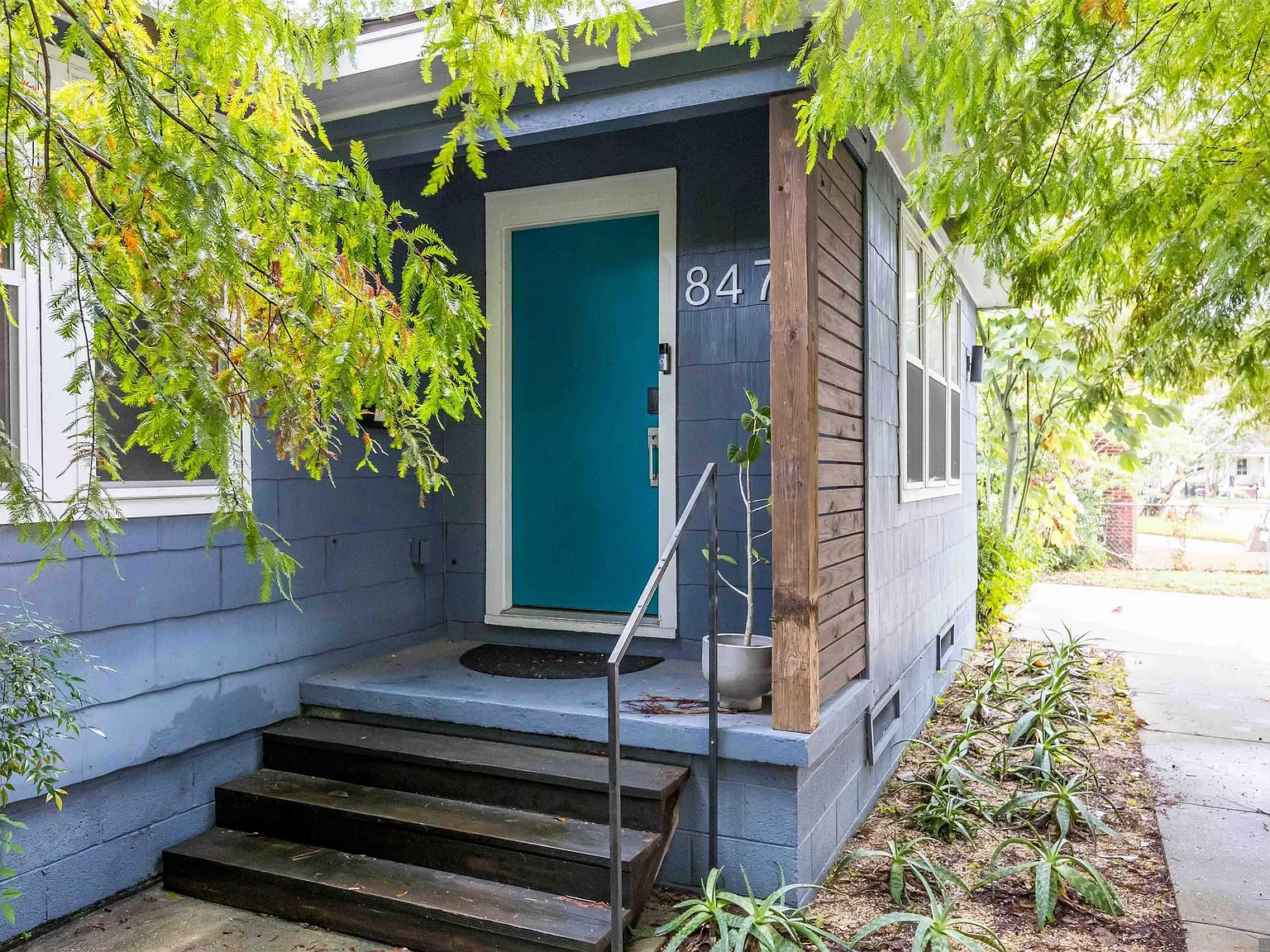 2 bed, 1086 sqft, $1,800 — Photo 3