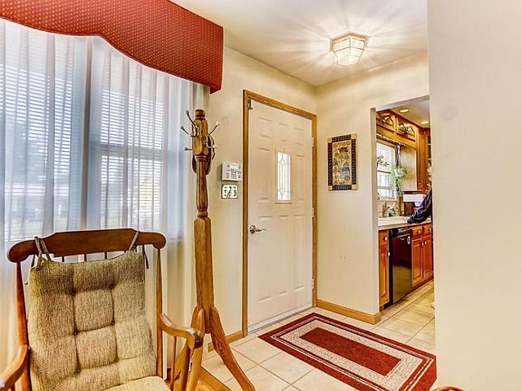 5th image of 5228 Jameson Dr