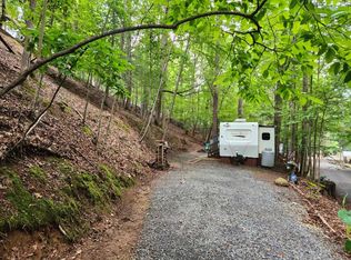 35 37th St, Ellijay, GA 30540