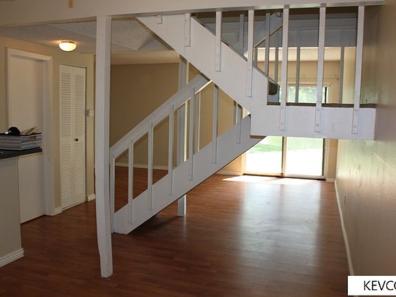 3rd image of 1705 Heatheridge Rd Unit N104